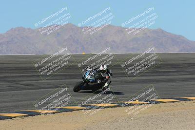 media/Mar-24-2025-Moto Forza (Mon) [[57ce5c5cff]]/1-Advanced Group/Session 2 (Bowl)/